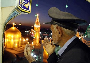 پرچم مقدس حرم امام رضا (ع) در کرمانشاه