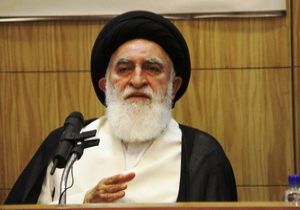 مداحان ایرانی از لحن مستهجن خوانندگان خارجی تقلید نکنند