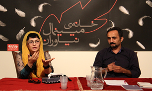 هیچ گاه خودم را مینی مال نویس نمی‌دانم