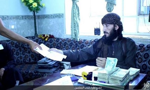 داعش به مسلمانان فقیر کمک می کند +تصاویر