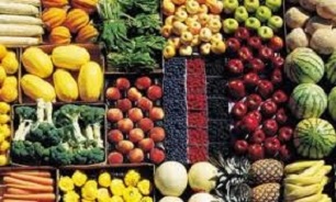 قیمت میوه های سریع الفساد به شدت کاهش پیدا کرده است