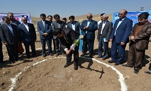 کلنگ‌زنی احداث دوازدهمین مدرسه بانک صادرات در سقز