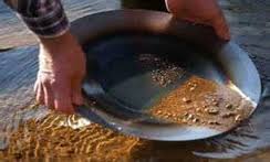 کشفیاتی از جنس طلا و مس در خراسان جنوبی