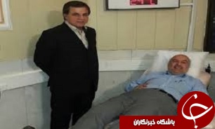 استاندار قزوین خون خود را به بیماران اهدا کرد