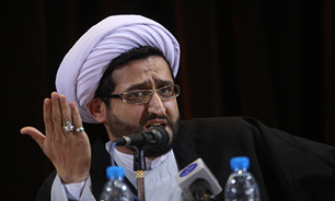 فابیوس را با واقعیت&zwnj;های کشورمان بیشتر آشنا کنید/ چه کسی باید پاسخ آلوده شدن جوانان ایرانی به ایدز را دهد؟