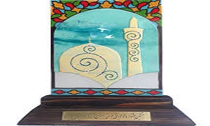رونمایی از تندیس جشنواره مولودی خوانی رضوی «هه تاو» در سنندج
