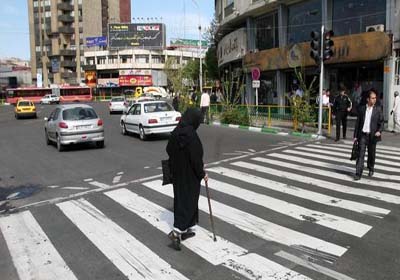مناطق/ برگزاری کارگاهای آموزشی خط سفید برای رانندگان وسایل نقلیه عمومی