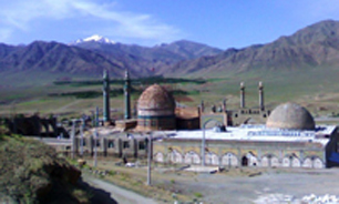 زیر سایه خورشیدی‌ها از معلولان کاشانی عیادت کردند