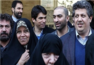 خانم مرعشی؛ زیر سؤال بردن نظام خیانت به خون شهداست
