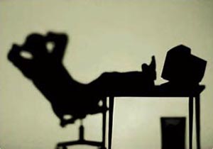 کم تحرکی جوانان، جرقه تزلزل جامعه