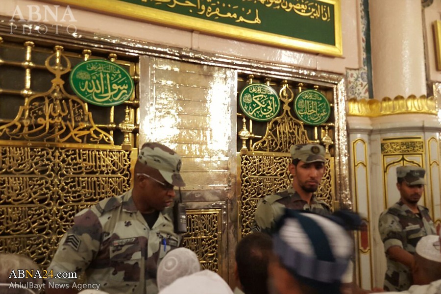 سربازان سعودی مانع زیارت حجاج+عکس