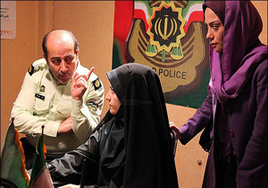 فلاحتگر به لب دریا در کیاسر می‌رود