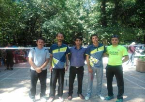 حرفه ای های بدمینتون فضای باز به میدان رفتند