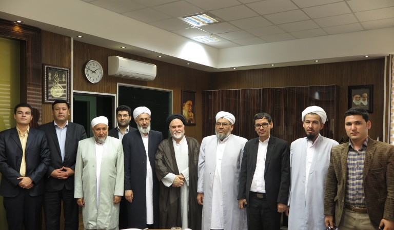 هیچ اختلافی بین اهل تسنن و تشیع در ایران وجود ندارد