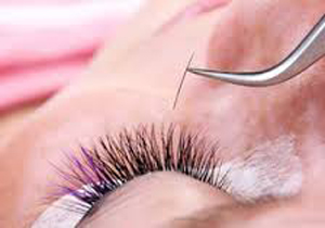 عوارض اکستنشن مژه