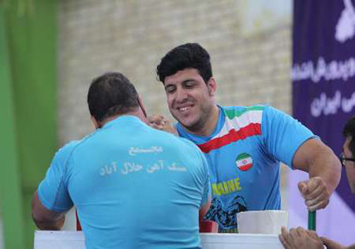 قهرمان مچ اندازی جهان: این رشته قابلیت همگانی شدن را دارد