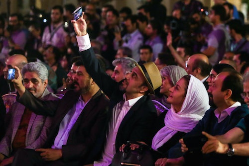 سلفی عطاران در جشن سینمای ایران