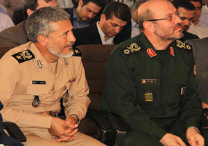 وزیر دفاع از مناطق دوم و سوم نیروی دریایی ارتش بازدید کرد