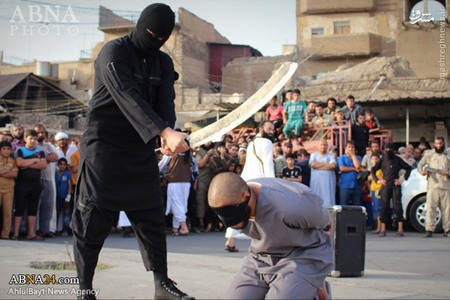 اعدام دسته جمعی داعش در شهر موصل +تصاویر (18+)
