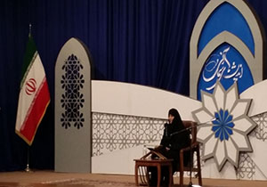 حضور زنان در فعالیتهای اجتماعی نباید آنان را از وظایف خانوادگی بازدارد