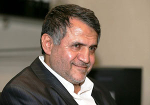 نظارت استصوابی سدی در برابر ورود نامحرمان به مجلس است