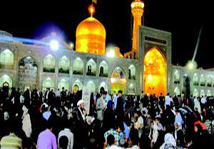 گردشگران آلمانی به حرم مطهر رضوی مشرف شدند