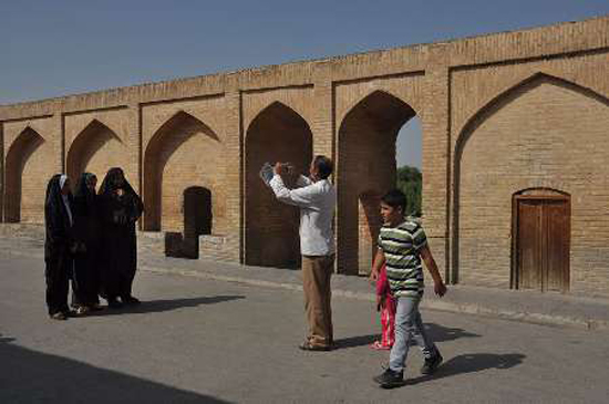 چه بر سر 