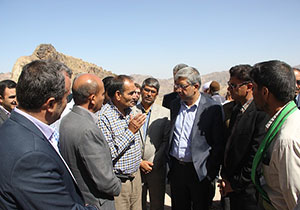 بازدید معاون راه های روستایی وزارت راه و شهرسازی از روستاهای محروم خراسان رضوی