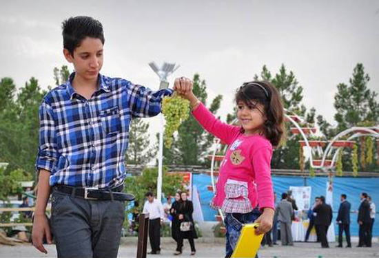 عکس؛ شکوه دانه های انگور در جشنواره ارومیه