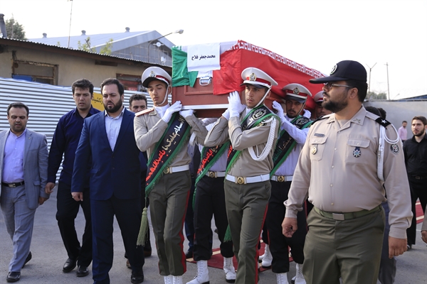 تشییع پیکر جان باختگان حادثه مکه در فرودگاه مهرآباد + عکس