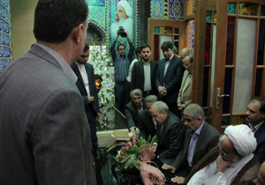 وزیر آموزش پرورش وارد یزد شد