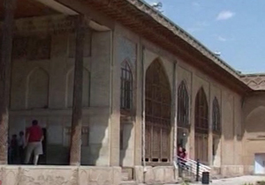 يادگار نويسی بر روی آثار تاریخی + فیلم