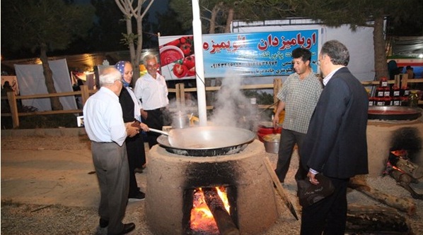 برگزاری جشنواره انگور+تصاویر
