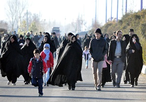 پیاده‌ روی خانوادگی ویژه هفته دفاع مقدس در قم