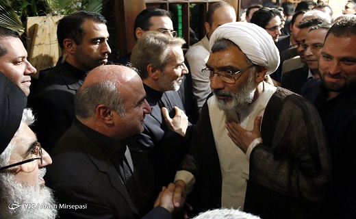 چه شخصیت&zwnj;هایی در مراسم ترحیم برادر سخنگوی دولت حضور دارند؟
