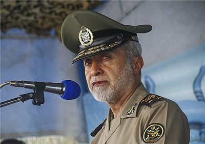 سرلشکر صالحی: دیگر گزینه&lrm;ای روی میز علیه خود مشاهده نمی&lrm;کنیم/رزمایش اخیر نیروی هوایی را به اهداف خود رساند