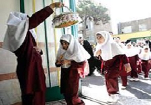 بازگشایی مدارس با جشن شکوفه ها