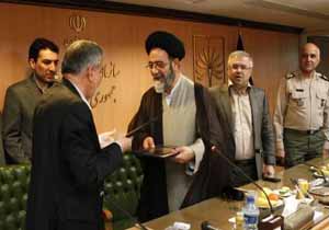 امضاء تفاهم‌نامه همکاری میان سازمان اسناد و کتابخانه ملی ایران و سازمان عقیدتی سیاسی ارتش