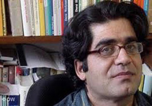 کوشش کنیم کتاب‌های کاغذی از بین نرود