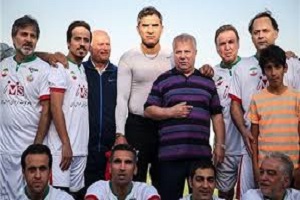 شام آخر ستارگان، بی احترامی به خبرنگاران