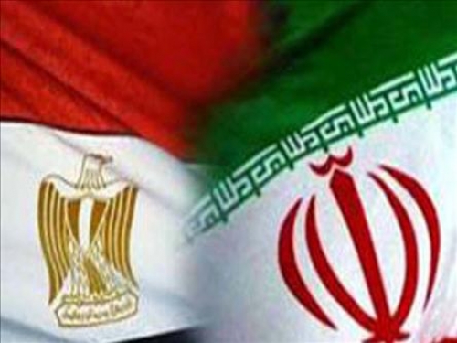 دیپلماسی روی لبه تیغ/واکاوی روابط سیاسی ایران و مصر