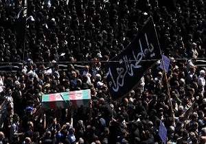 پیکر مطهر 17 شهید گمنام وارد مرز باشماق مریوان شد