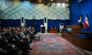 از جاخالی دادن خبرنگار روزنامه اطلاعات تا پاسخهای جامع رئیس جمهور به رسانه&zwnj;های منتقد+ تصاویر