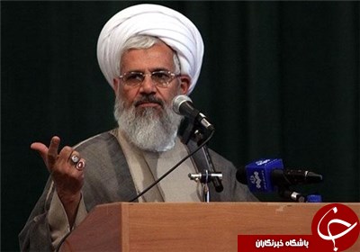 تقدیم ۲۲۰ هزار شهید سند نقش دانش‌‌آموزان در حفظ انقلاب است