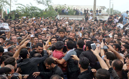 گزارش تصویری از مراسم تدفین هادی نوروزی در بابل