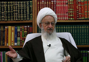 آیت الله مکارم شیرازی: نیازمند انقلاب در فضای مجازی هستیم