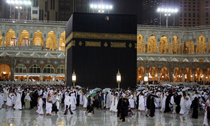 خادمان یا خائنان بیت الله الحرام