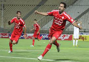 استارت خانزاده با تراکتور