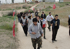 اعزام نخستین گروه از دانش آموزان پسربه مناطق عملیاتی ایلام