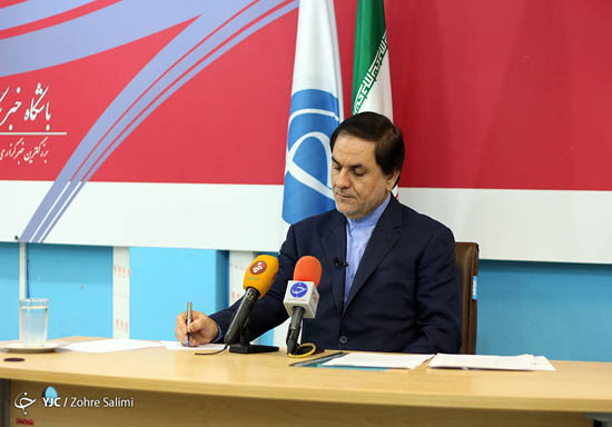 دعوت از سلمان رشدی در نمایشگاه فرانکفورت اقدامی غیرفرهنگی است